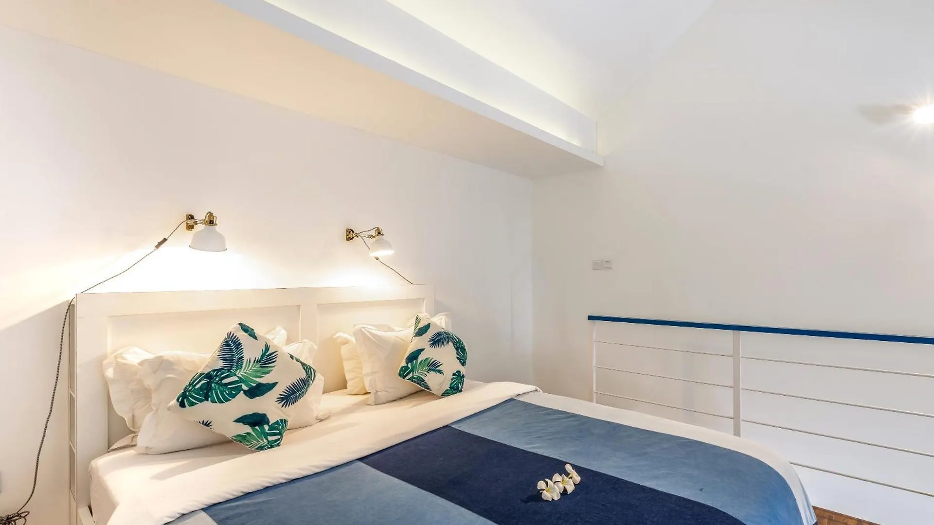 The Blue Loft Seminyak Free Scooter Apartment Seminyak (Bali)